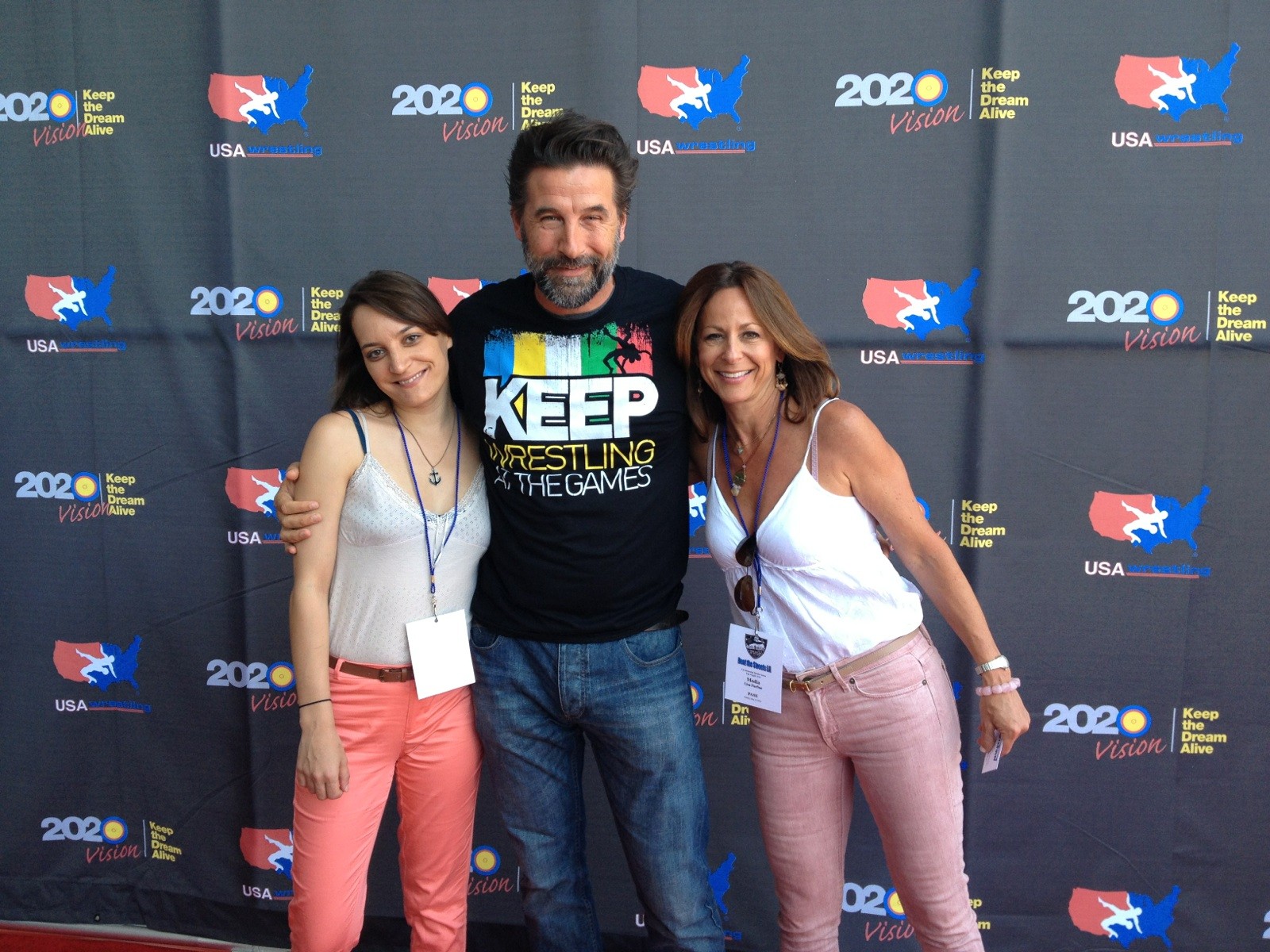 SportsTravel's Nicole Goddeyne and Lisa Furfine with actor Billy Baldwin on United 4 Wrestling's red carpet.