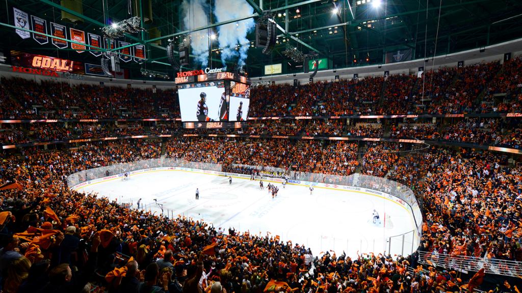 Larger Anaheim Ducks team store part of Honda Center expansion