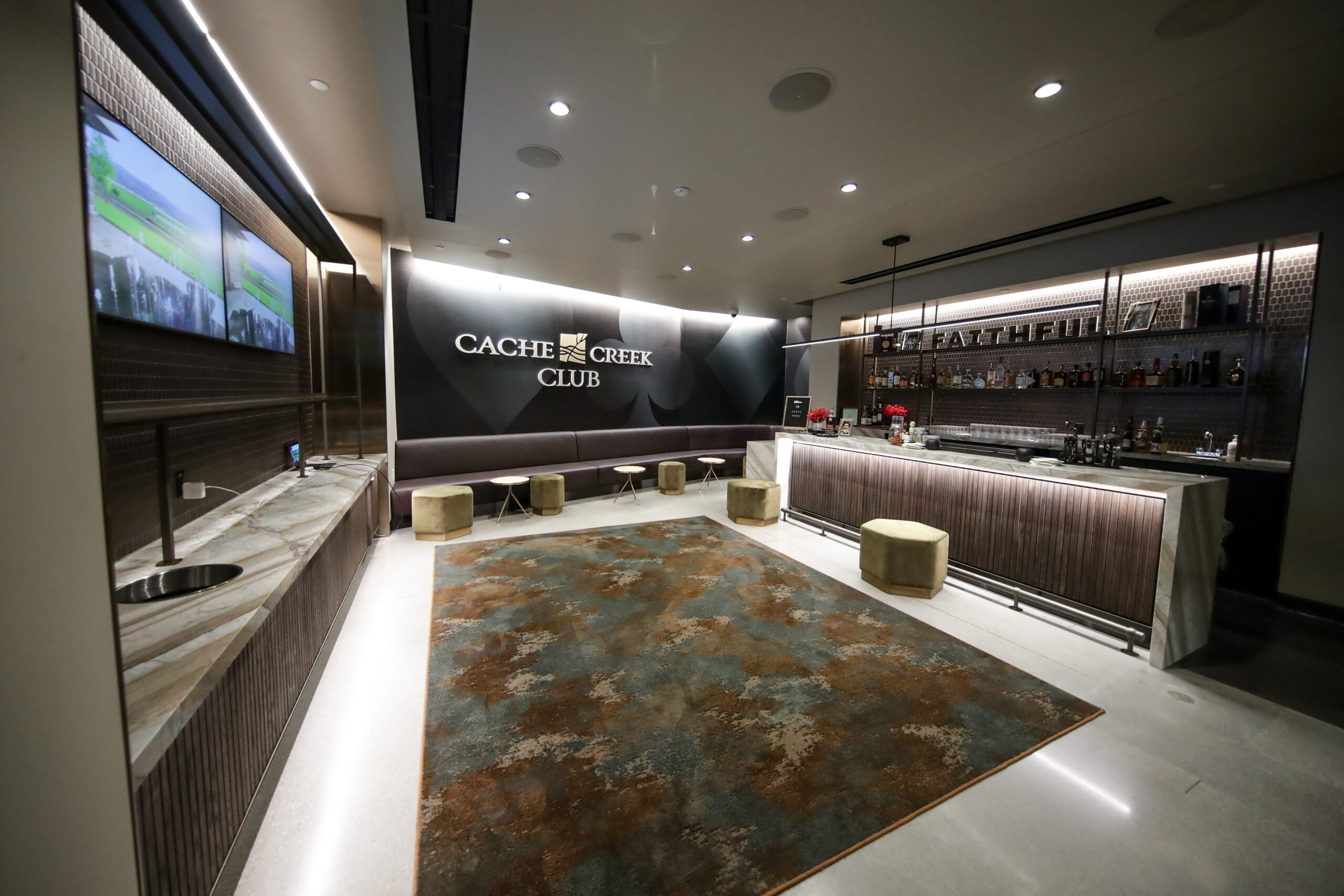 San Francisco 49ers Unveil New Cache Creek Club – SportsTravel