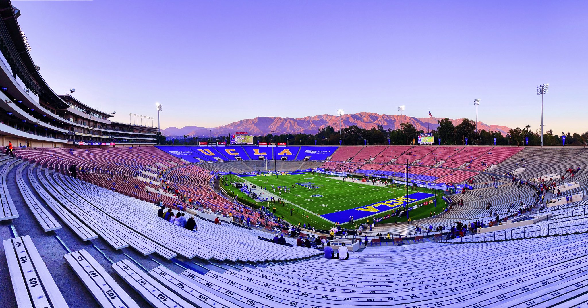 Clear Bag Policy to be Implemented at Rose Bowl - UCLA