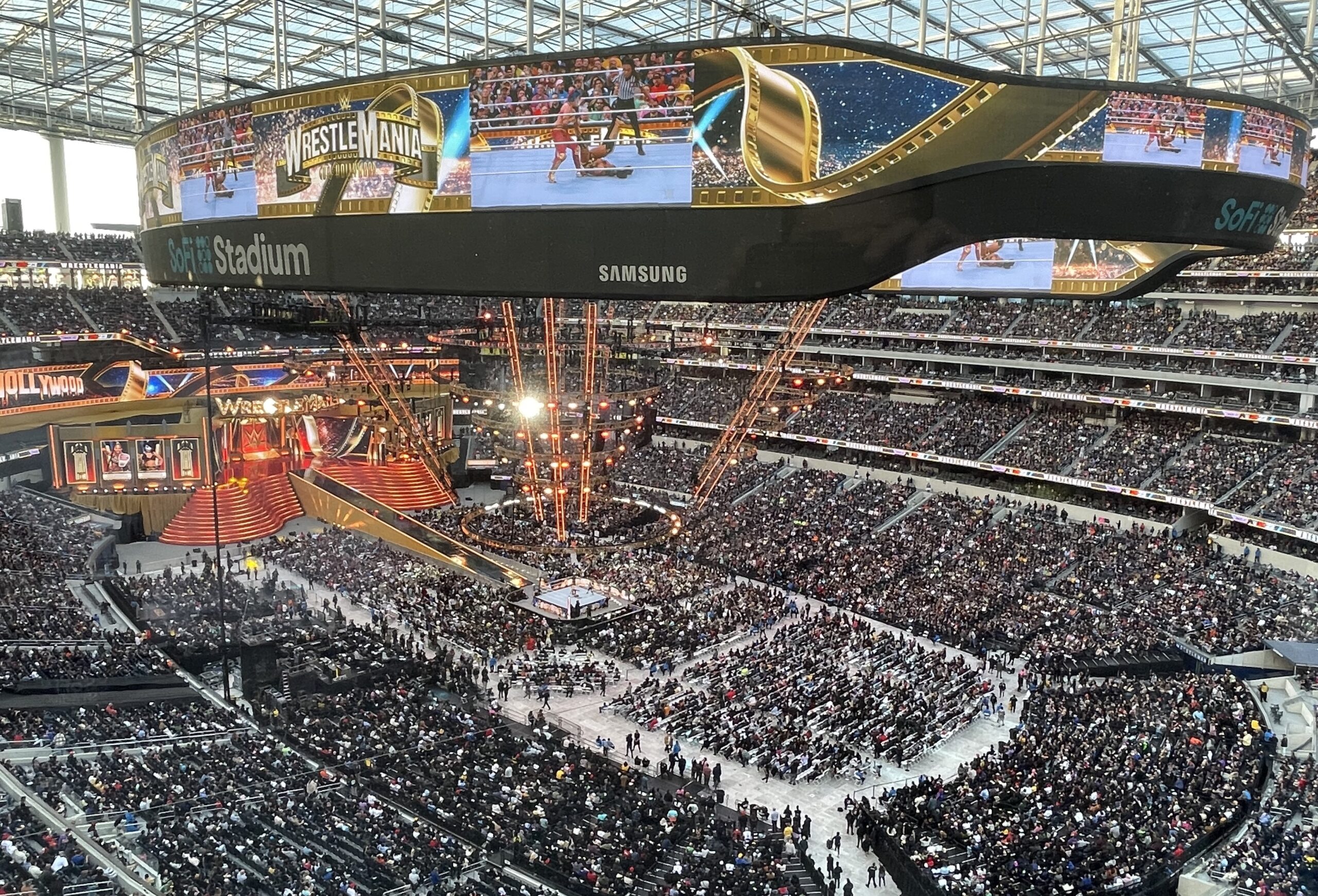 LOS ANGELES CELEBRATES WRESTLEMANIA 39 SUCCESS AS LA'S DECADE OF