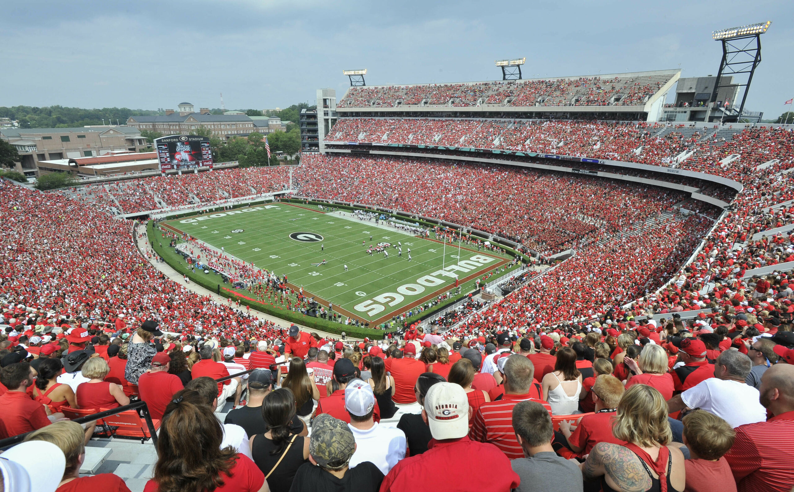 Florida Gators facing off against Georgia Bulldogs in a heated college football game in 2025